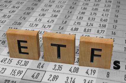 ein passives Einkommen aufbauen mit Aktien, Fonds und ETFs